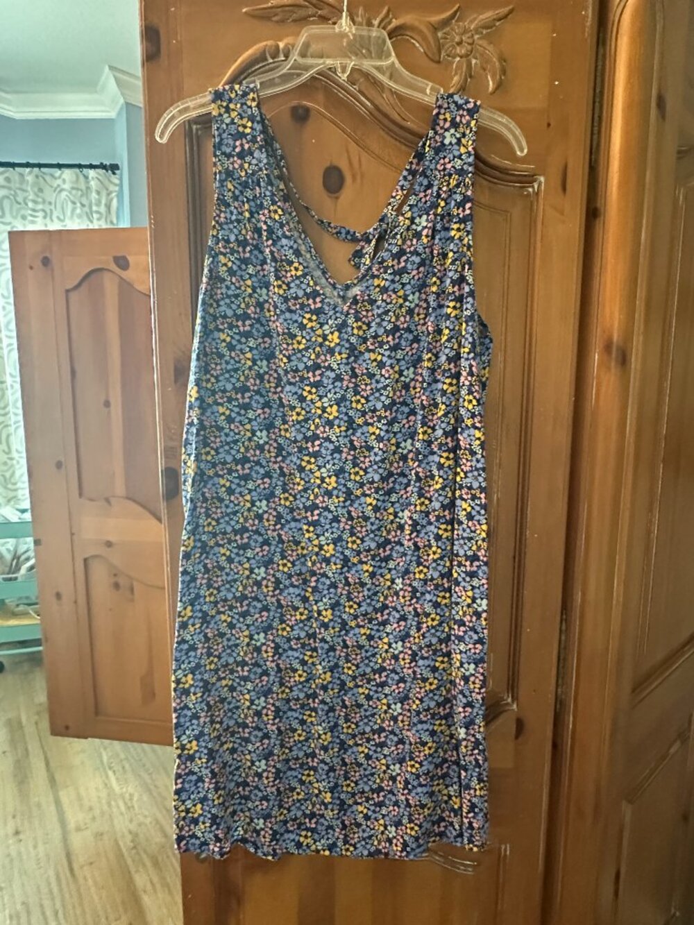 GAP Sleeveless dress Size Medium